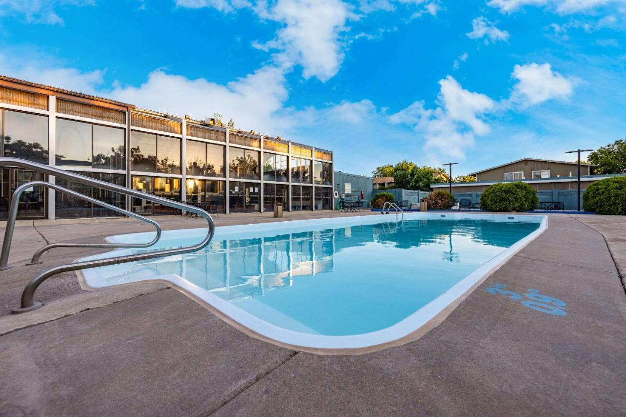 Suburban Studios Canon City Dış mekan fotoğraf